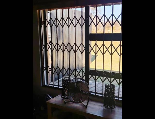 3 BEDROOM HOUSE FOR SALE IN RIVER LODGE ESTATE